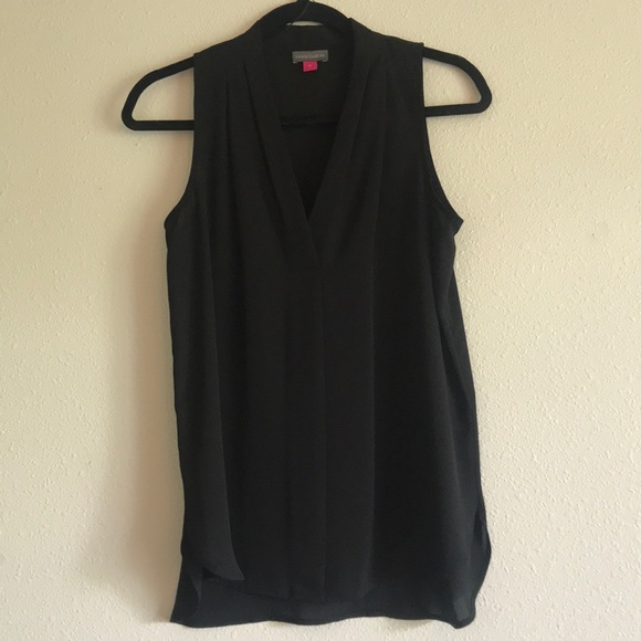 🚚MOVING SALE🚚 EUC Vince Camuto | Inverted Pleat Blouse ✨MOST OFFERS ACCEPTED✨ - Picture 3 of 5